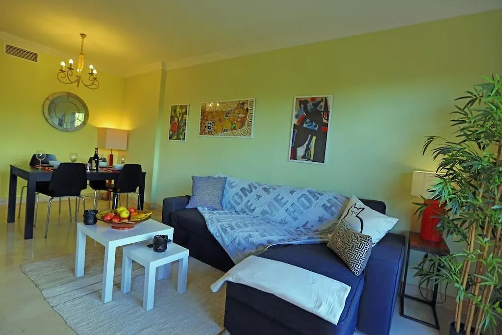 R09 Los Patios One Bedroom Apartment Marbella 0*,  Spanien